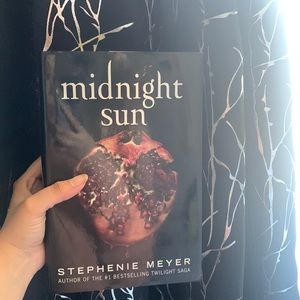 Midnight sun twilight ✨